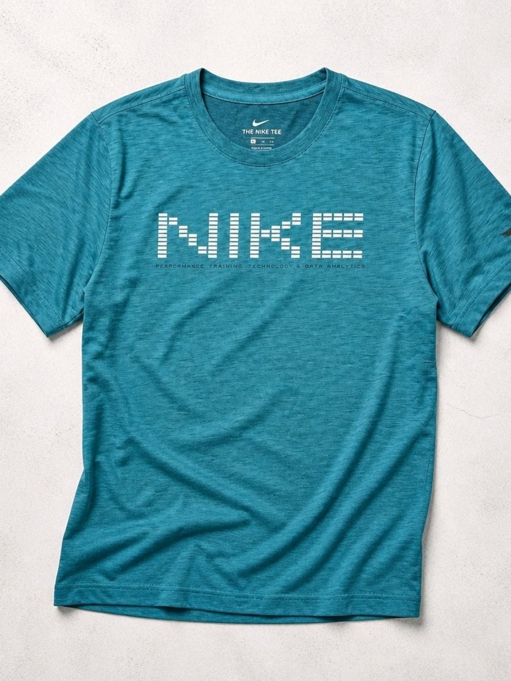 Nike Men's Teal Performance Graphic T-Shirt